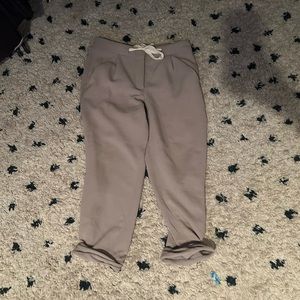 Aritzia Cropped Dress Pant - WILFRED